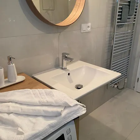 Apartman S Terasou, V Novostavbe Prague Extérieur photo